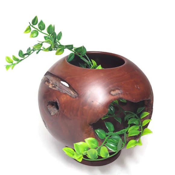 Burl bowl hollow vessel on pedestal with holes - Picture 8 of 15